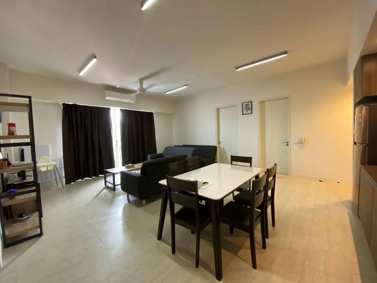 شقة By The Sea Beachfront Penang باتو فيرينغي